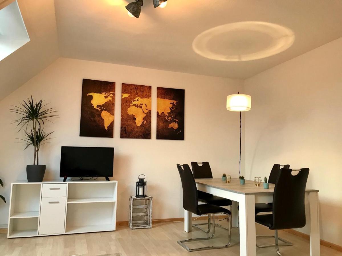 Gemuetliche 2 Zimmer Fewo Parkplatz Wlan Apartman Breisach Kültér fotó